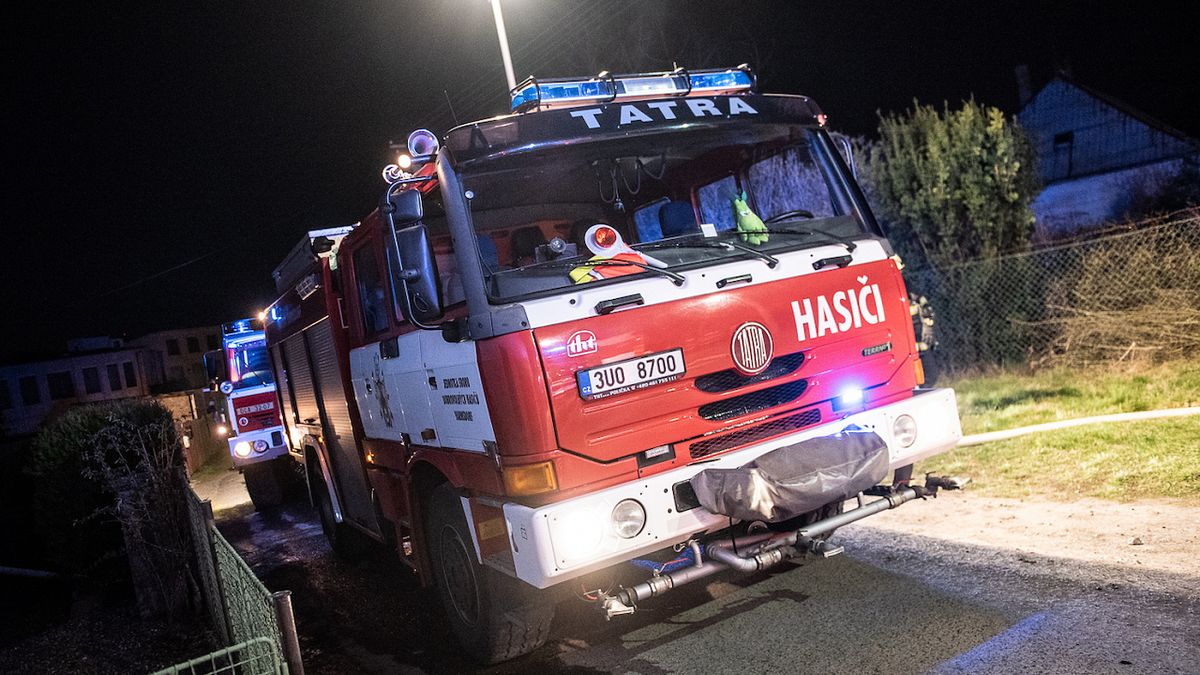 Po požáru řopíku v Děčíně našli mrtvého člověka